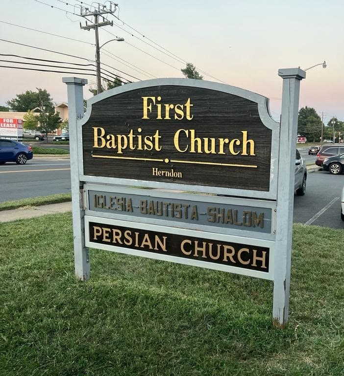تابلوی First Baptist Church Herndon و Persian Church
